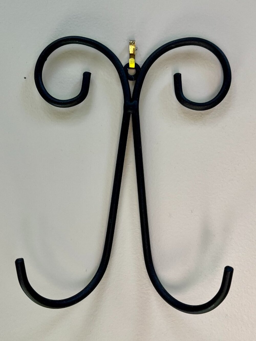 Discontinued Southern Living at Home Happy Hanger (1)